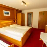Bed and breakfast Haus Josef *